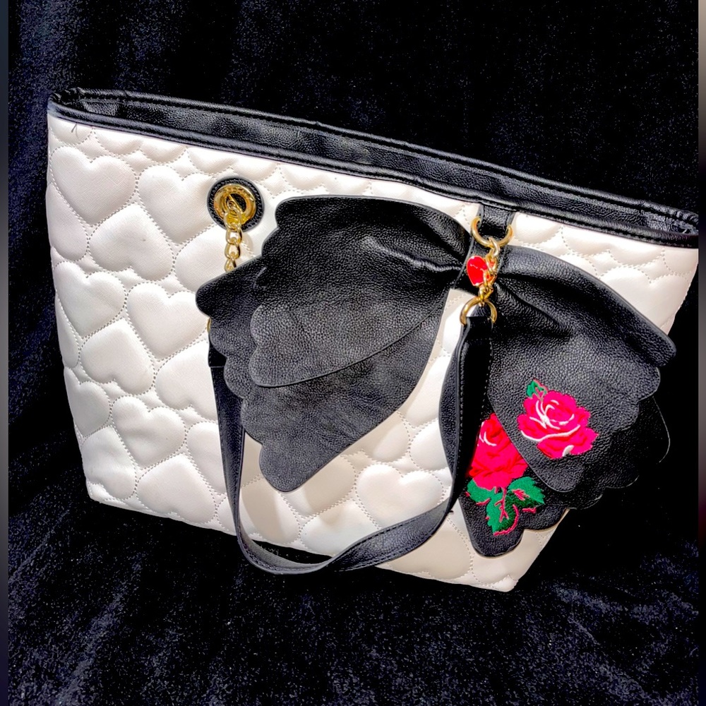 Betsey Johnson tote